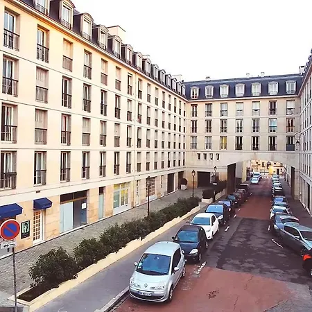 Apartment Le Petit Attique De